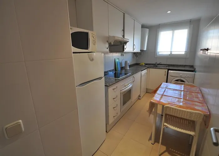 Apartments-lloretholiday-marfull * Lloret de Mar